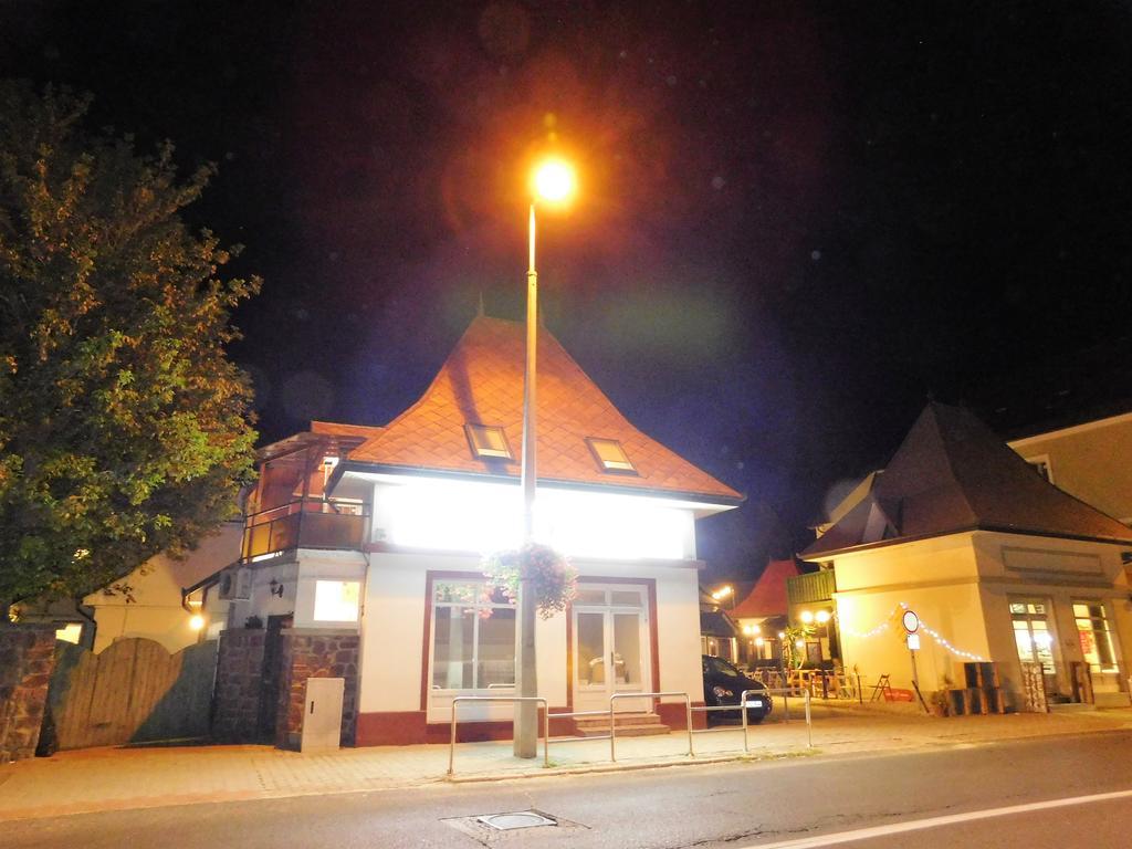 Tulipan Apartman Balatonalmádi Dış mekan fotoğraf